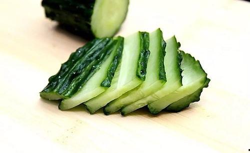 头头酱吃刺瓜,头头酱的刺瓜美食之旅