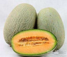 人流完吃哈密瓜,尽享哈密瓜的甘甜滋味