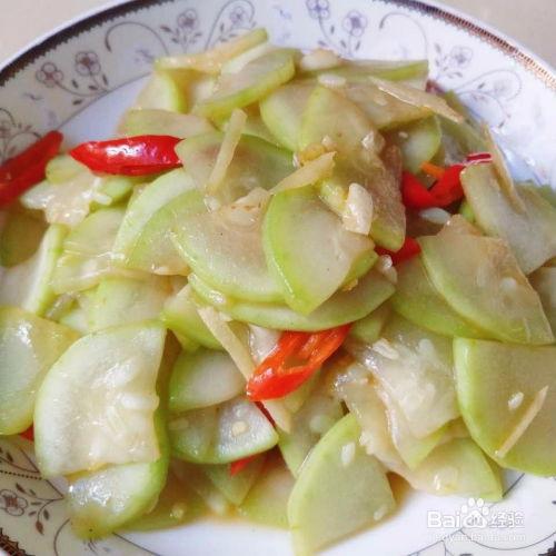 葫芦瓜炒着吃做法,葫芦瓜炒制秘籍,简单易学,色香味俱全