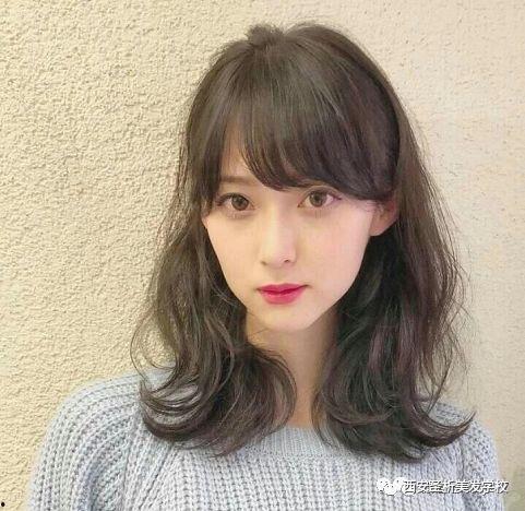 吃瓜黄头发,探寻网络红人的崛起之路